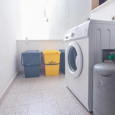 A 150 M Dal Mare Climatizzato Con Bellissimo Patio Esterno Apartment Torre Pali